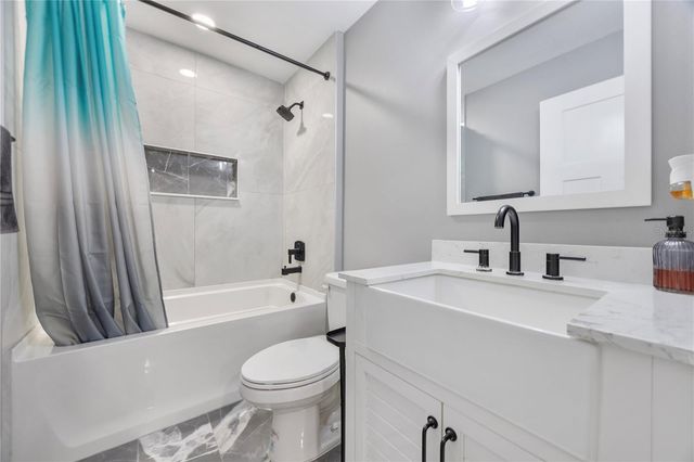 914 E NORTH BAY STREET, Tampa, FL 33603