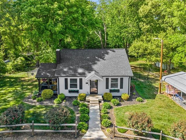1110 Lawsonville Avenue, Reidsville, NC 27320