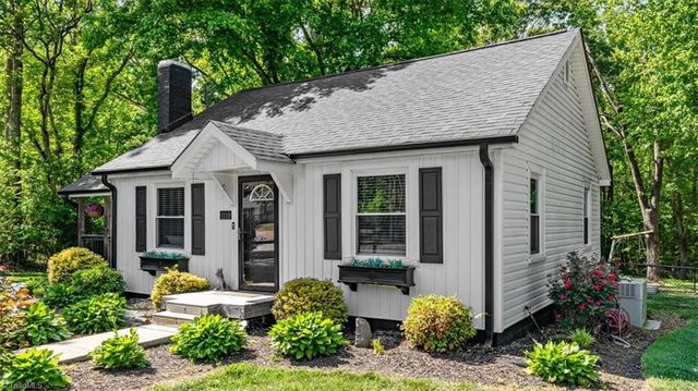 1110 Lawsonville Avenue, Reidsville, NC 27320