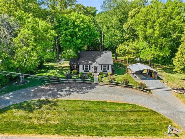 1110 Lawsonville Avenue, Reidsville, NC 27320