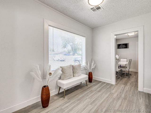 4809 S 33rd West Avenue, Tulsa, OK 74107