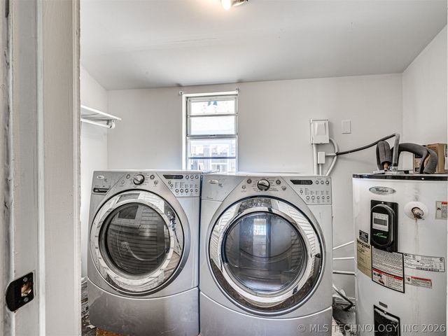 4809 S 33rd West Avenue, Tulsa, OK 74107