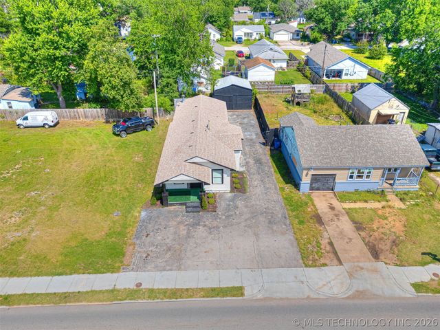 4809 S 33rd West Avenue, Tulsa, OK 74107