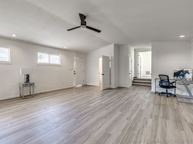 4809 S 33rd West Avenue, Tulsa, OK 74107