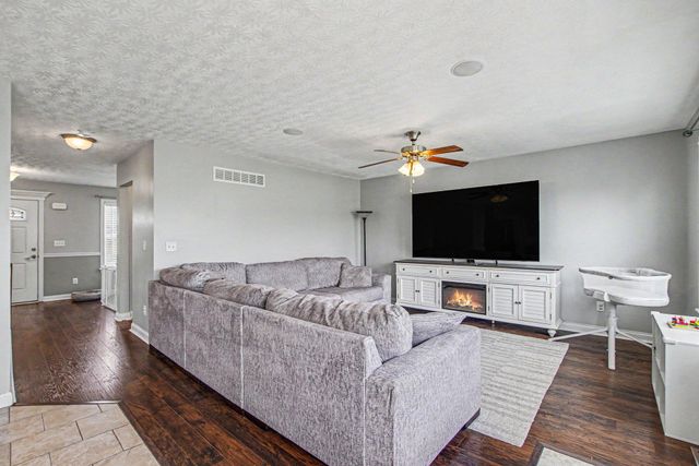 298 La Salle Court, Walton, KY 41094