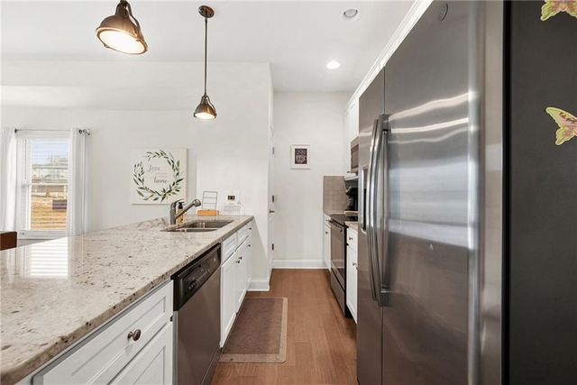 617 Chestnut Street, Hapeville, GA 30354