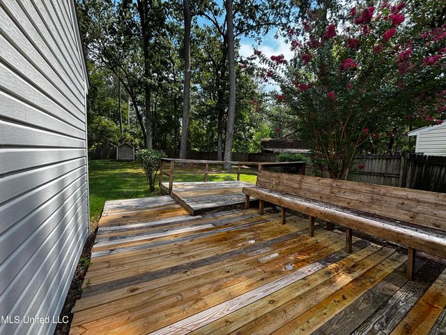 312 N Grove Circle, Brandon, MS 39047