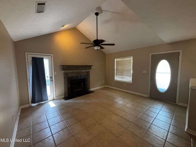 312 N Grove Circle, Brandon, MS 39047