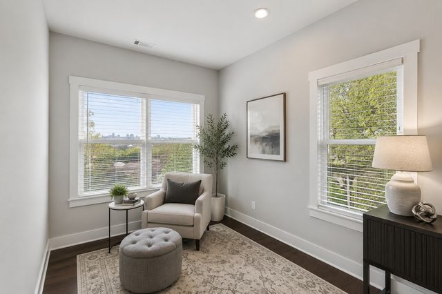 1227 N Avondale Cir, Nashville, TN 37207