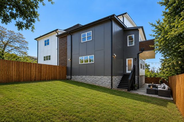 1227 N Avondale Cir, Nashville, TN 37207