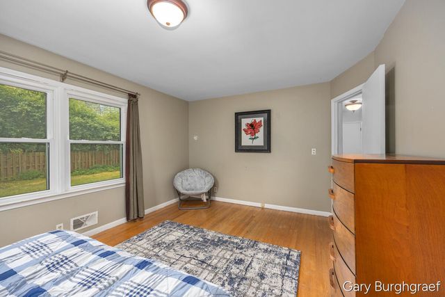 3026 Burton Street, Grand Rapids, MI 49546