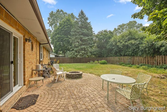 3026 Burton Street, Grand Rapids, MI 49546