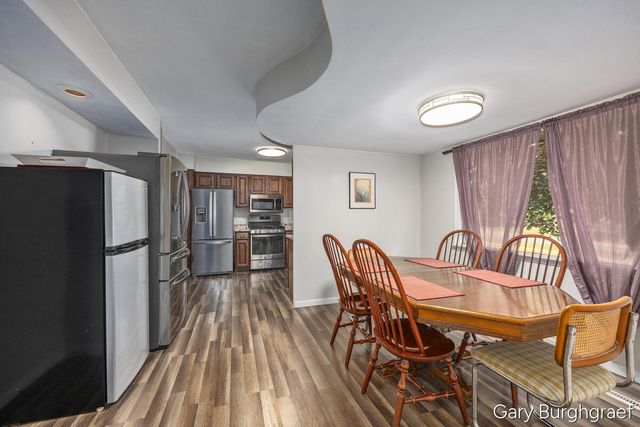 3026 Burton Street, Grand Rapids, MI 49546