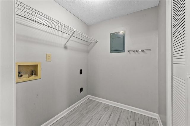 4018 Woodridge Way, Tucker, GA 30084