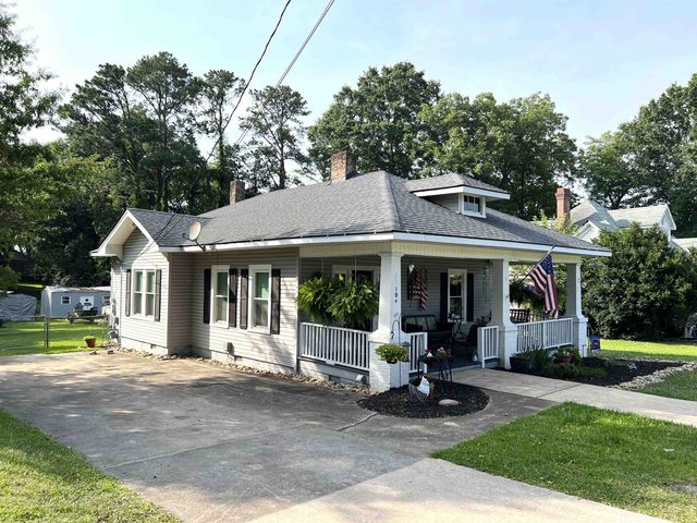 104 Lipscomb Street, Gaffney, SC 29340