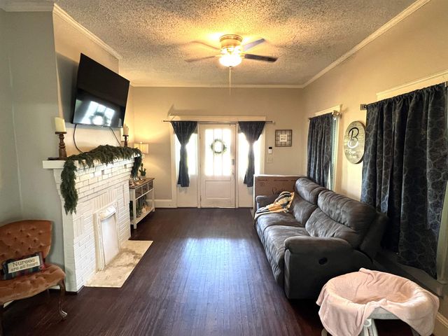 104 Lipscomb Street, Gaffney, SC 29340