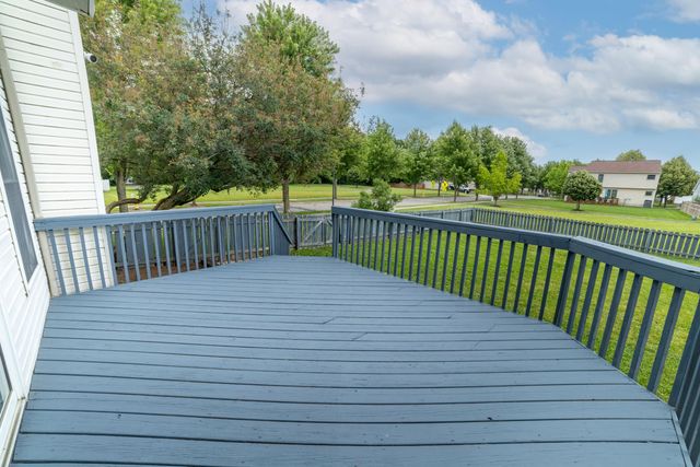 406 Western Dreamer Drive, Delaware, OH 43015