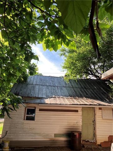 1813 Center Street, Winston-salem, NC 27127