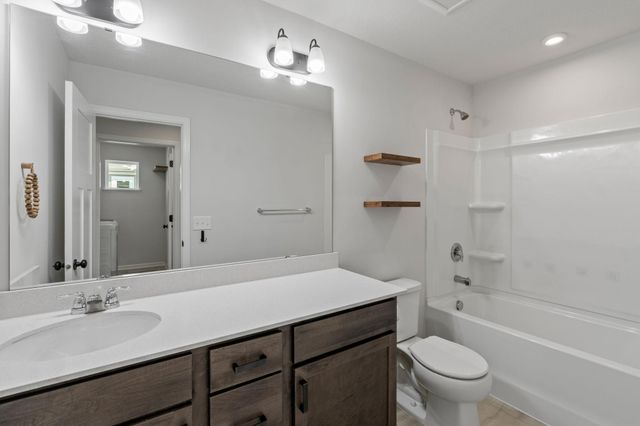 6533 Jody Avenue S, Cottage Grove, MN 55016