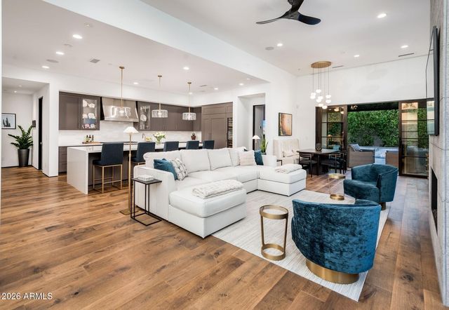 6403 N LOST DUTCHMAN Drive, Paradise Valley, AZ 85253