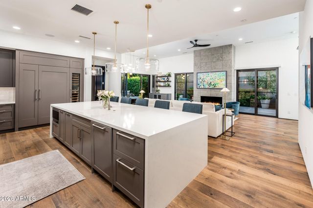 6403 N LOST DUTCHMAN Drive, Paradise Valley, AZ 85253