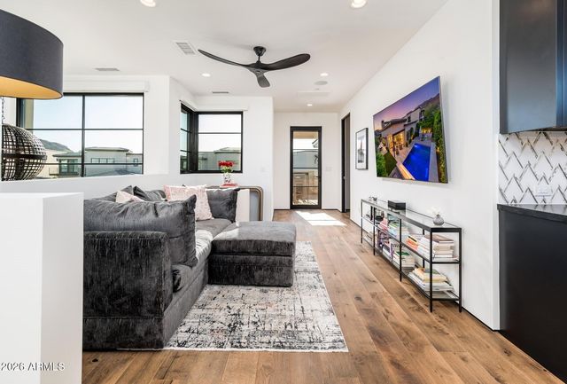 6403 N LOST DUTCHMAN Drive, Paradise Valley, AZ 85253
