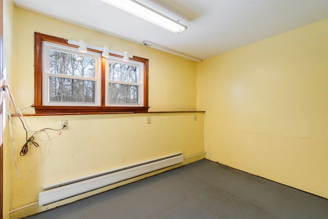 157 Old Turnpike Road, Epsom, NH 03234