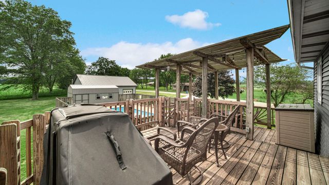 1044 S Ruth Avenue, La Porte, IN 46350