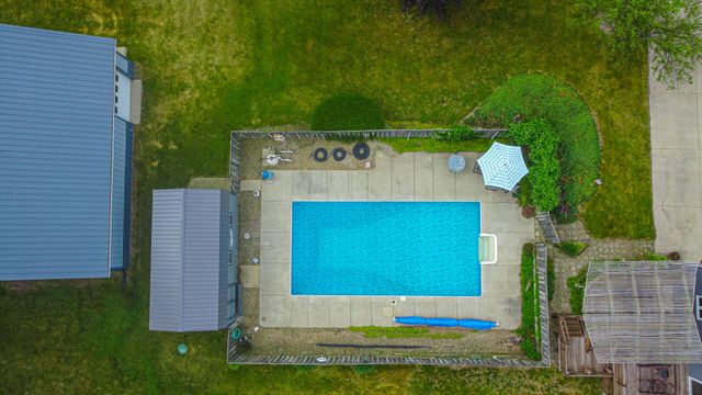 1044 S Ruth Avenue, La Porte, IN 46350