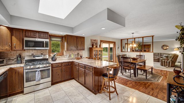 1044 S Ruth Avenue, La Porte, IN 46350