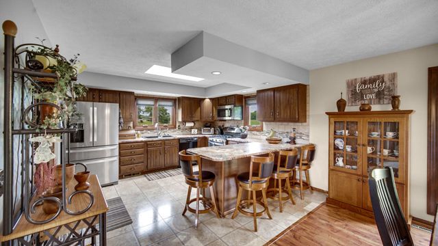 1044 S Ruth Avenue, La Porte, IN 46350