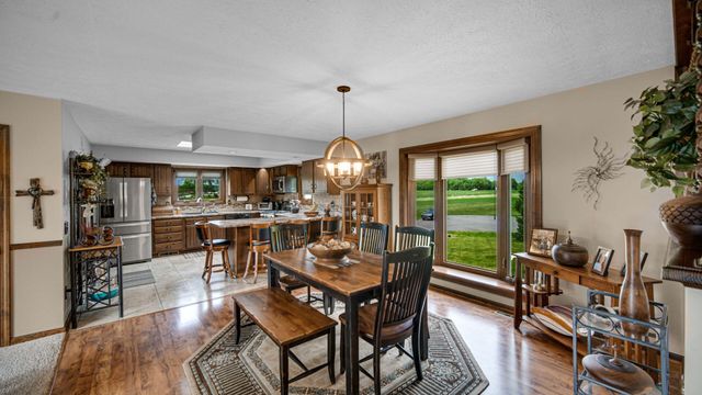 1044 S Ruth Avenue, La Porte, IN 46350