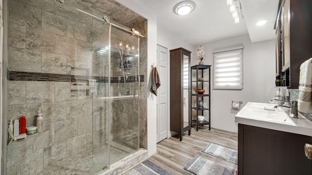 1044 S Ruth Avenue, La Porte, IN 46350