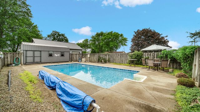 1044 S Ruth Avenue, La Porte, IN 46350
