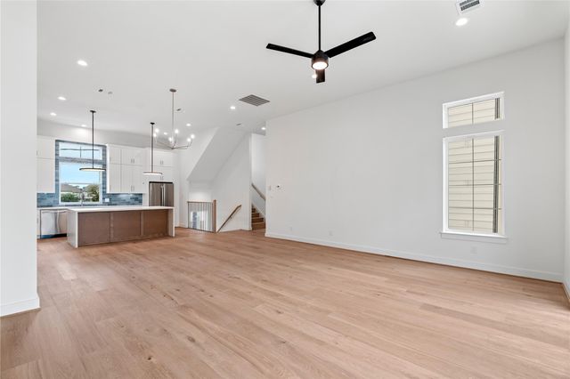 8703 Cosenza Lane, Houston, TX 77055