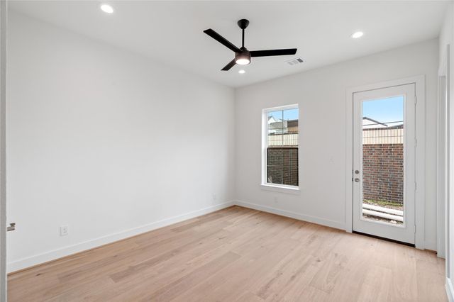 8703 Cosenza Lane, Houston, TX 77055