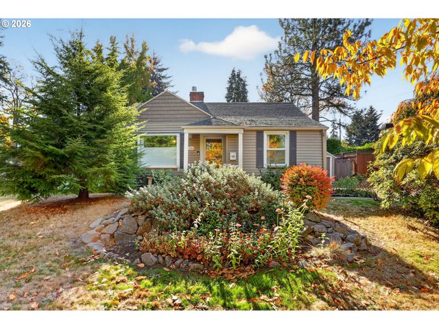 11244 Ne SKIDMORE St, Portland, OR 97220