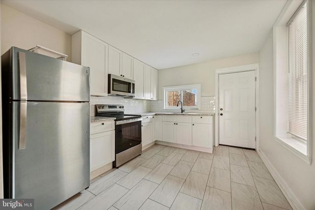 6002 W THOMPSON ST, Philadelphia, PA 19151