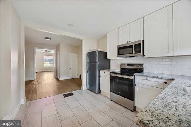 6002 W THOMPSON ST, Philadelphia, PA 19151