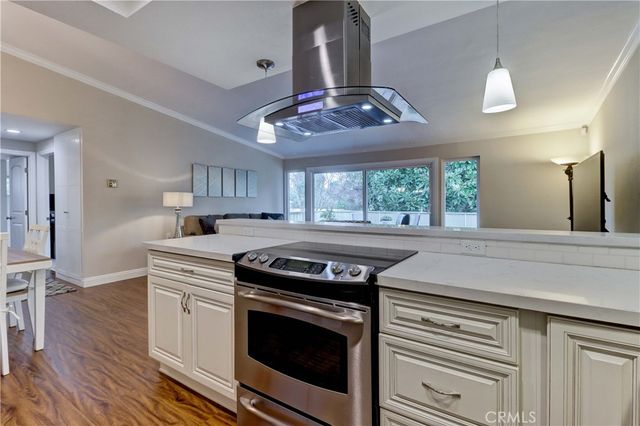 731 Avenida Majorca O, Laguna Woods, CA 92637