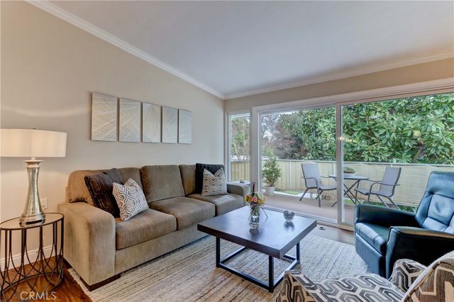 731 Avenida Majorca O, Laguna Woods, CA 92637