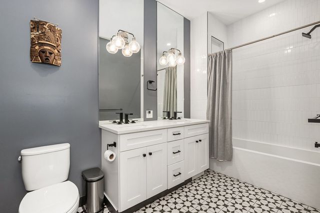 3057 N Lincoln Avenue 4C, Chicago, IL 60657