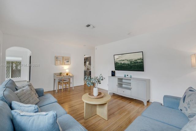 1031 NE Little River Dr 1031, Miami, FL 33138