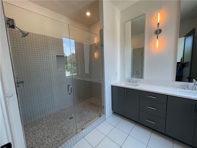 2347 Hosea L. Williams Drive SE 8, Atlanta, GA 30317