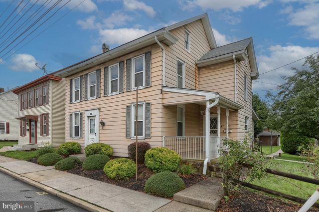 545 E PENN AVE, Cleona, PA 17042
