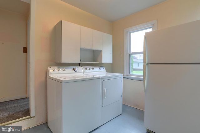 545 E PENN AVE, Cleona, PA 17042