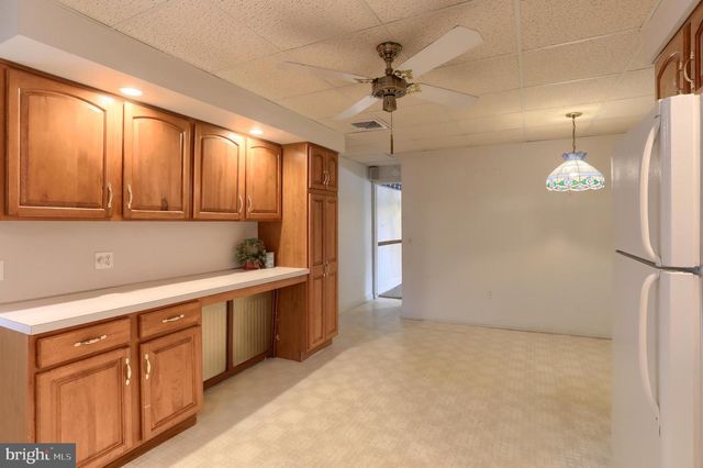 545 E PENN AVE, Cleona, PA 17042