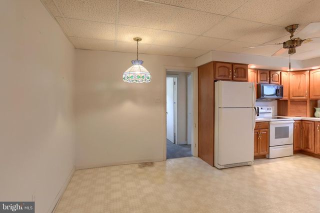 545 E PENN AVE, Cleona, PA 17042