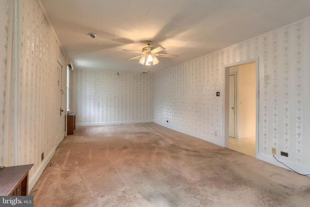 545 E PENN AVE, Cleona, PA 17042