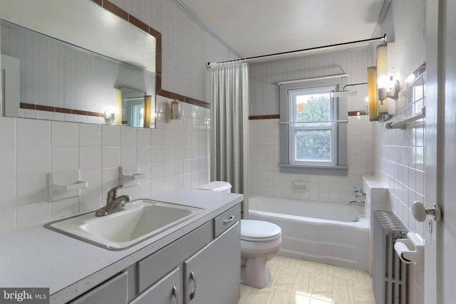 545 E PENN AVE, Cleona, PA 17042